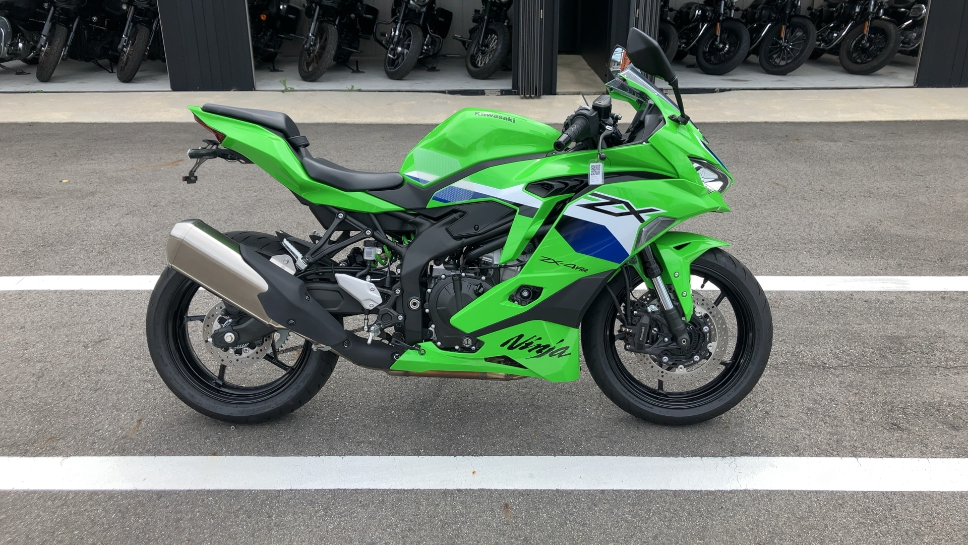 NINJA ZX-4RR - KAWASAKI | CHAMPION 76 | チャンピオン 76