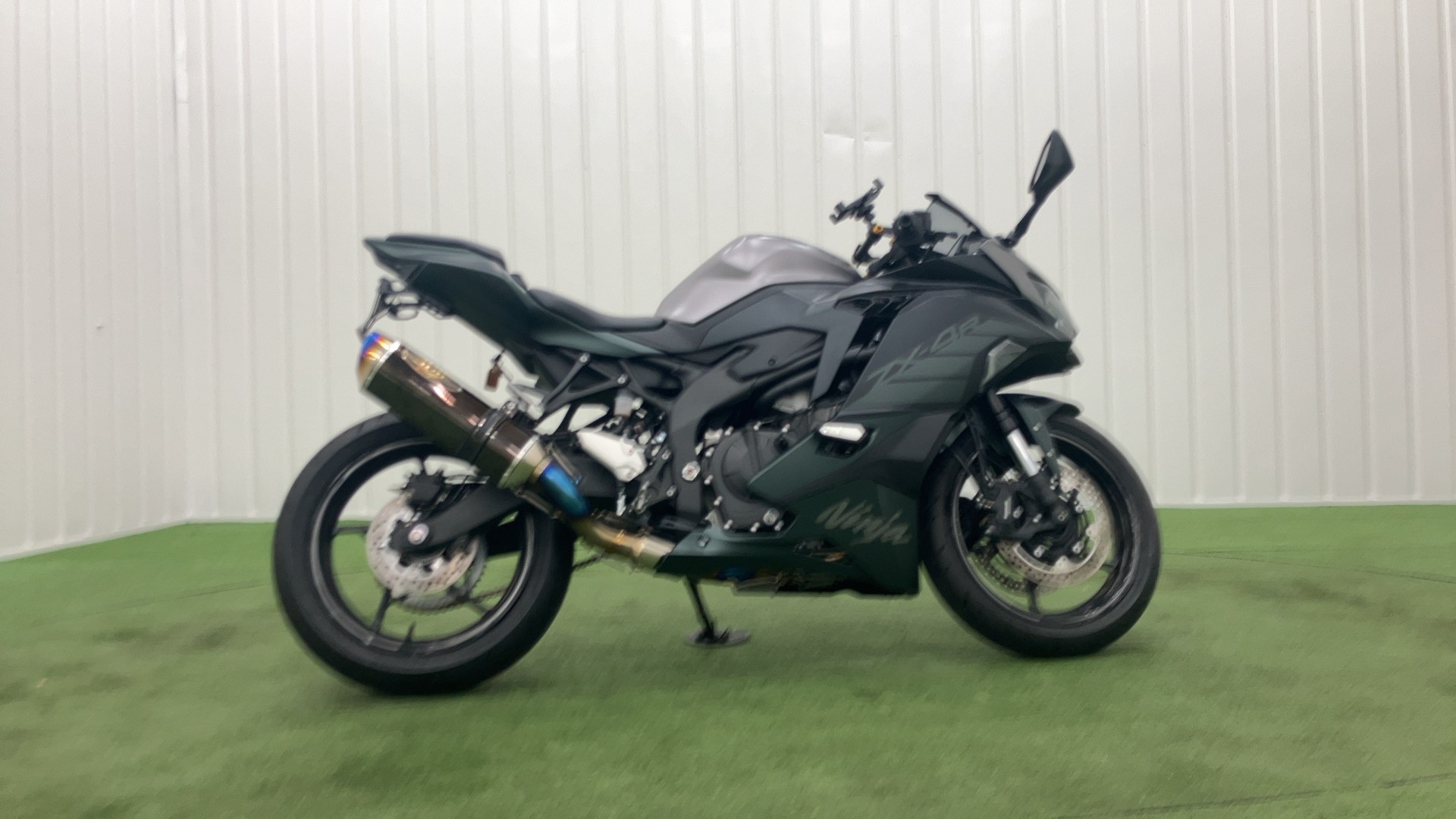 きよらページ　4点 ヨシムラ フレームスライダー BEETフルエキ SE ZX-4R Ninja アルバム・スクラップ