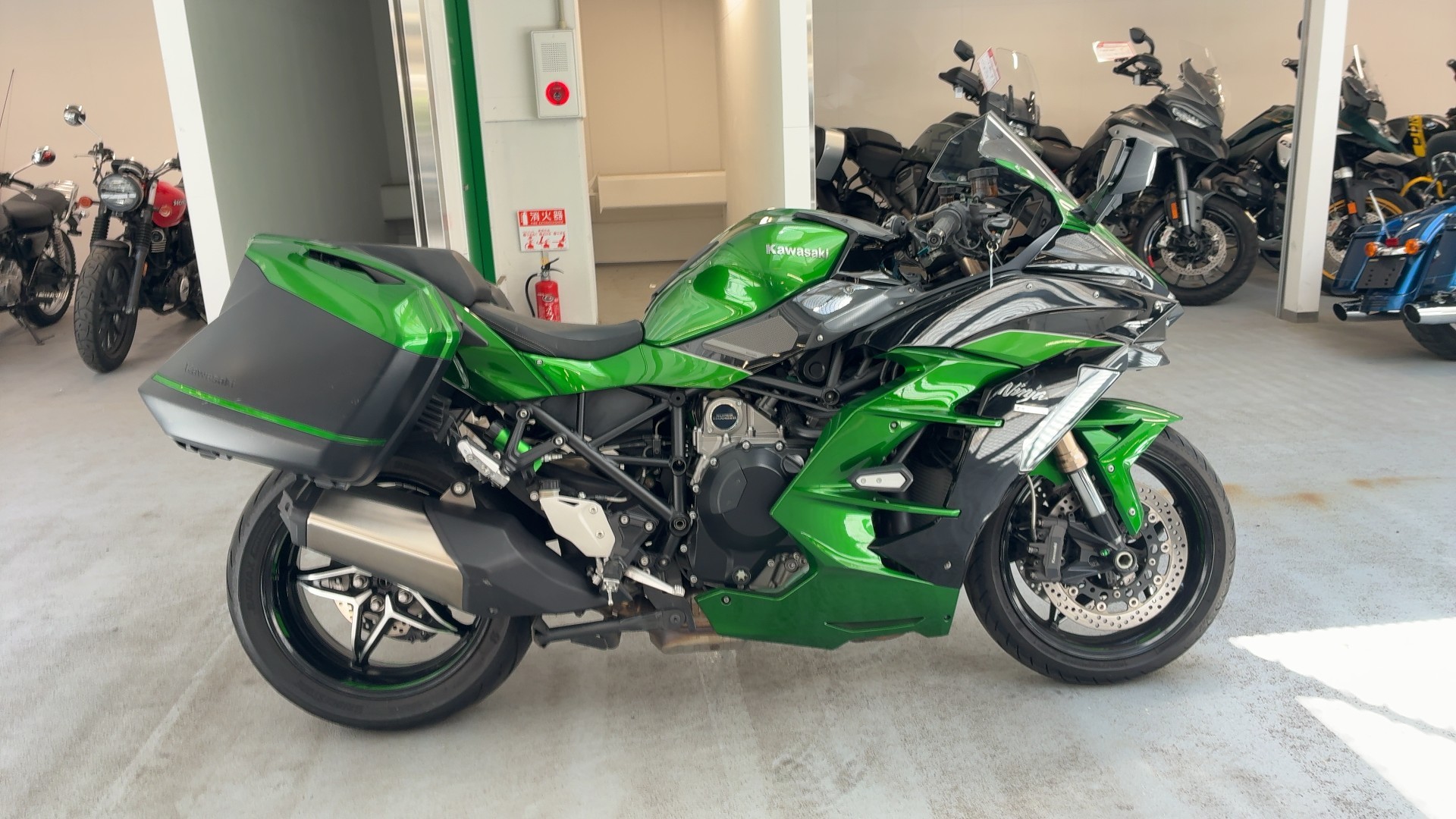 Ninja H2 SX SE - KAWASAKI | CHAMPION 76 | チャンピオン 76