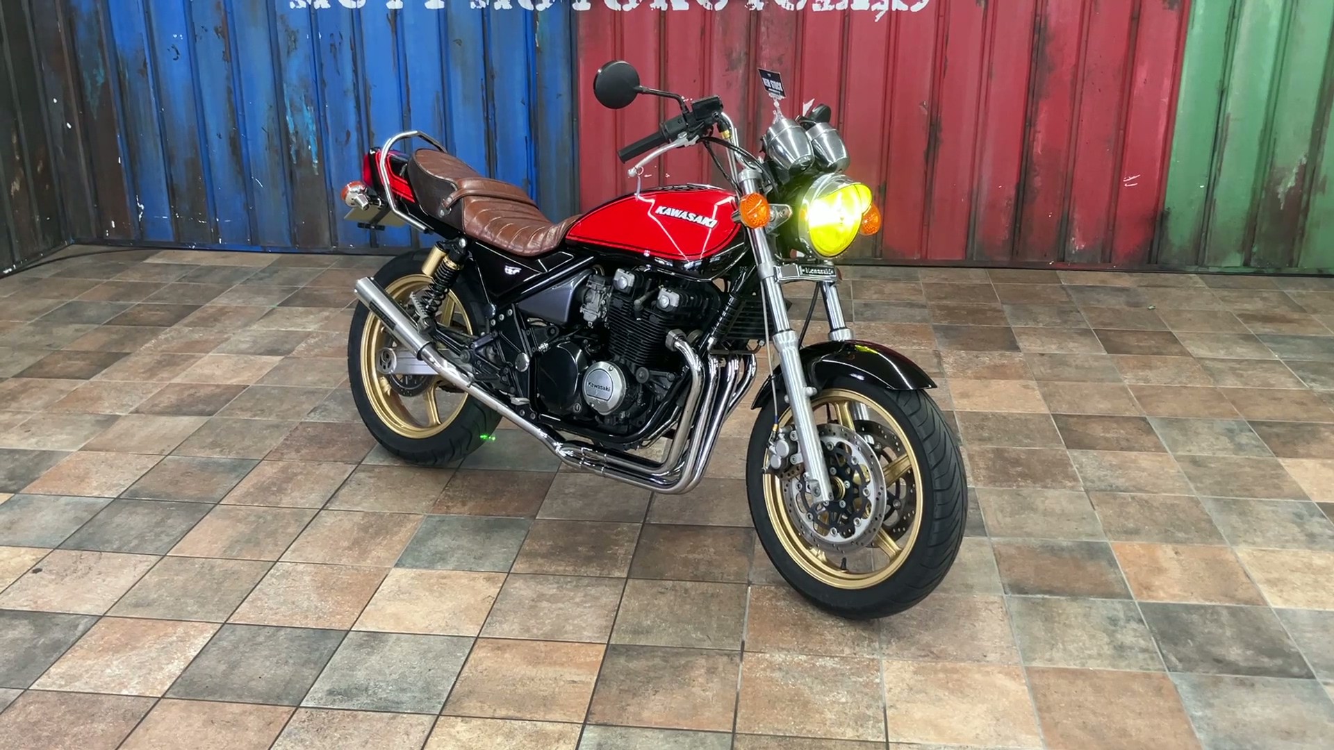 ZEPHYR400 アップハンドルイエローヘッドライト（マーシャル）社外