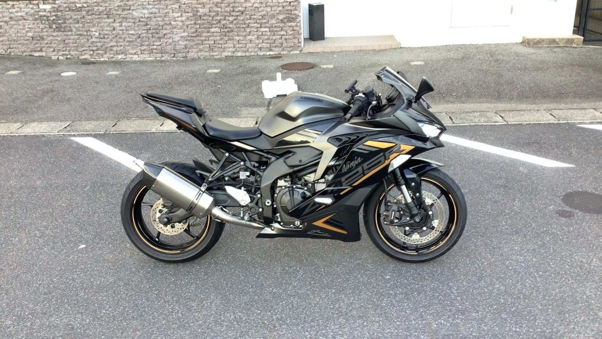 obvr_605253_2512161722_360_img