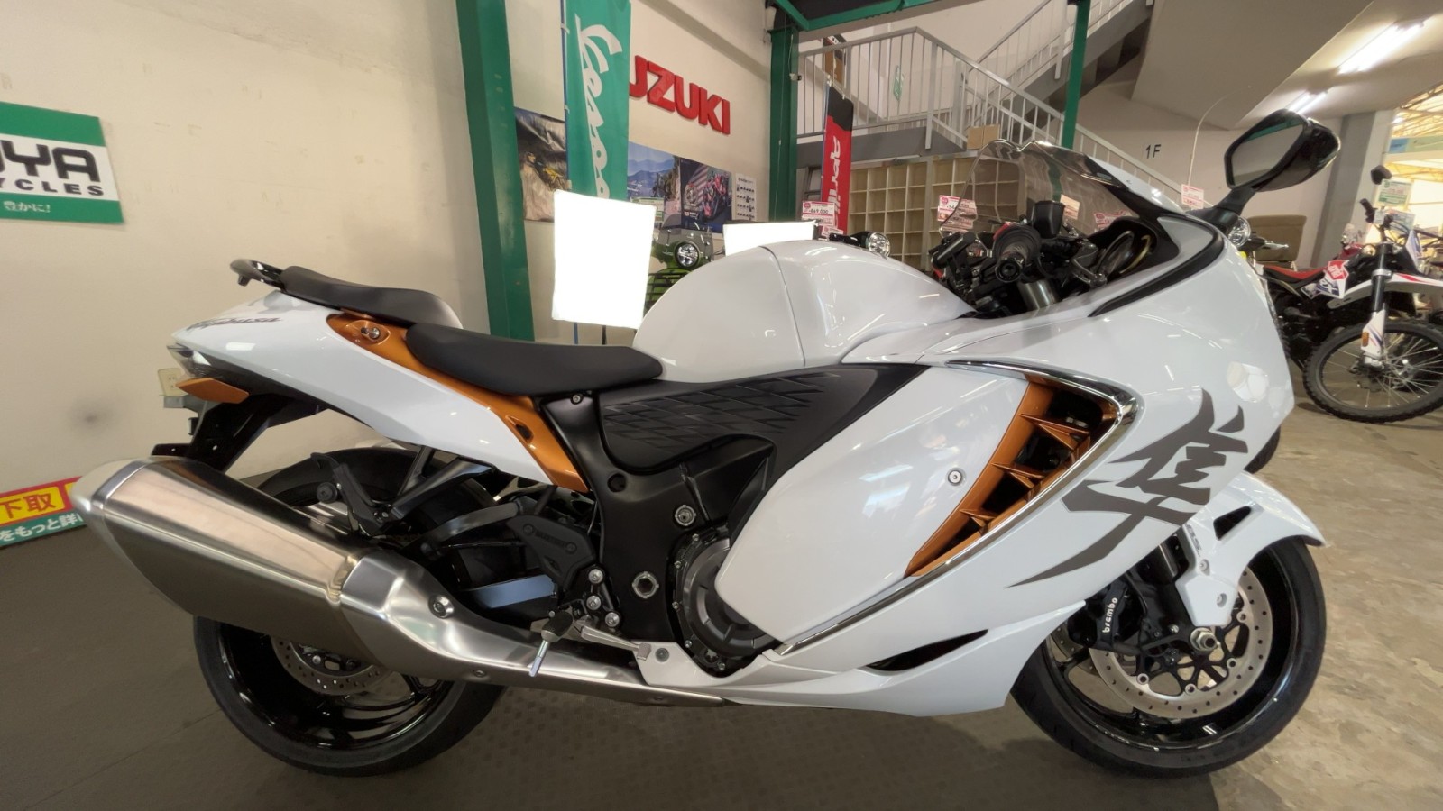 中古 SUZUKI スズキ ハヤブサ（GSX1300R Hayabusa