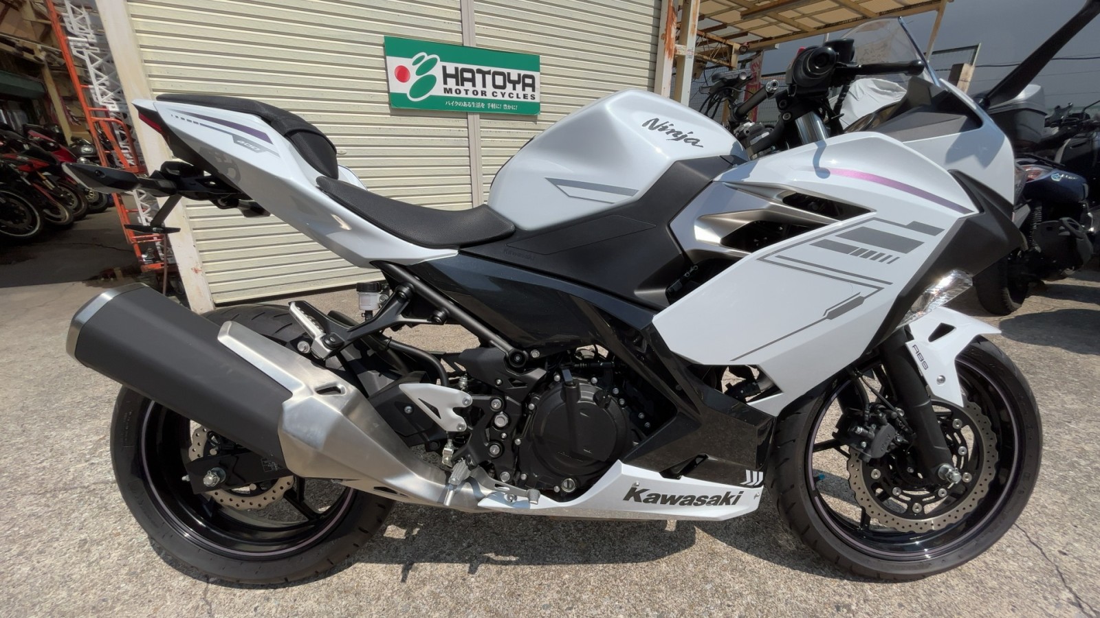 中古 KAWASAKI カワサキ Ninja 400 2023 【360°VIEW