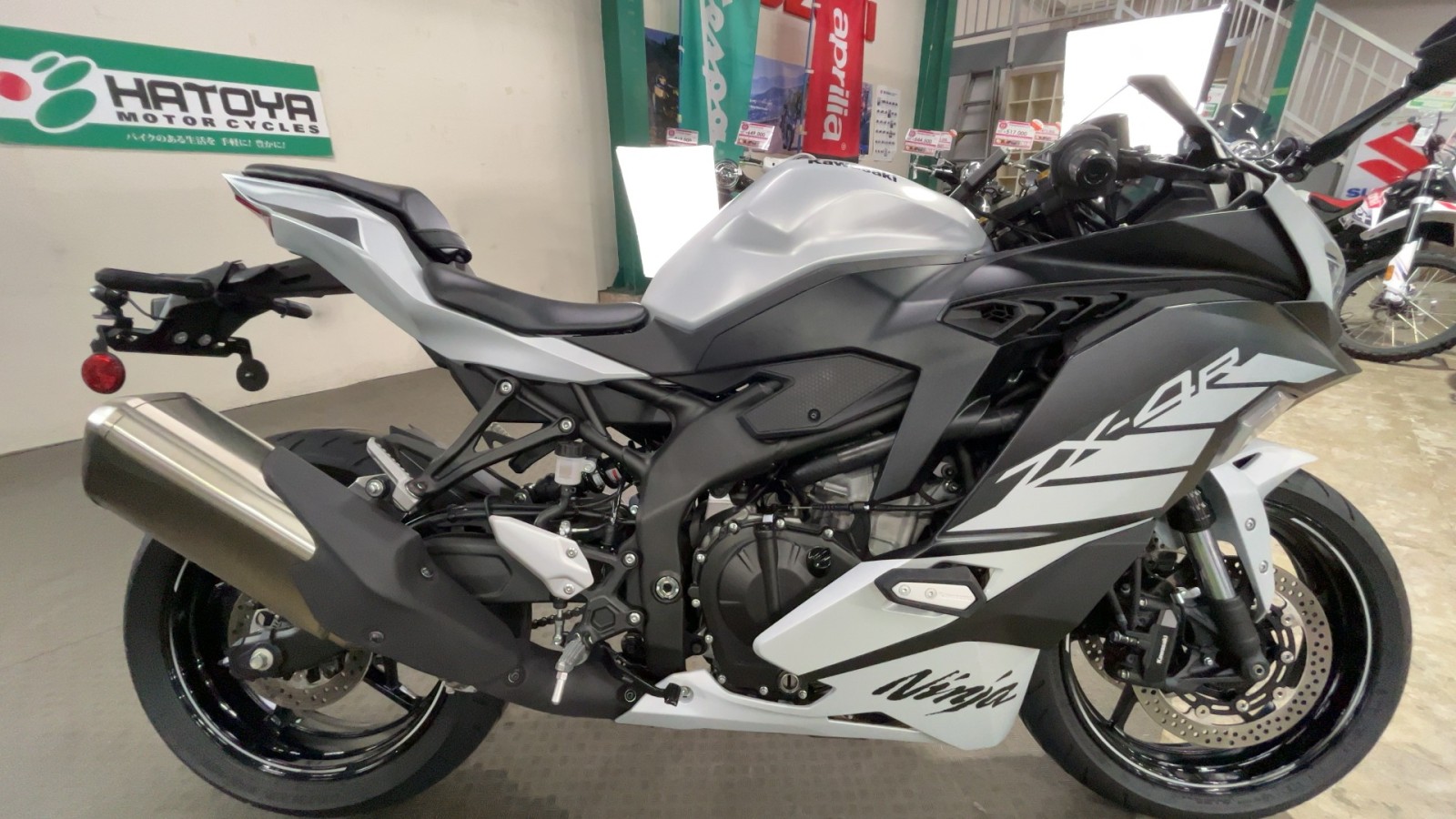 中古 KAWASAKI カワサキ Ninja ZX−4R SE 2025 【360°VIEW